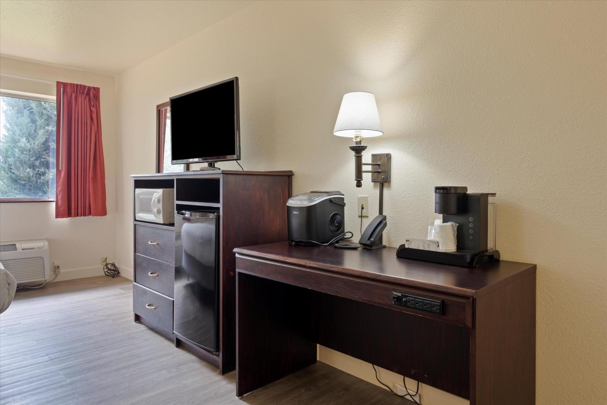 Quincy Inn And Suites Eksteriør billede
