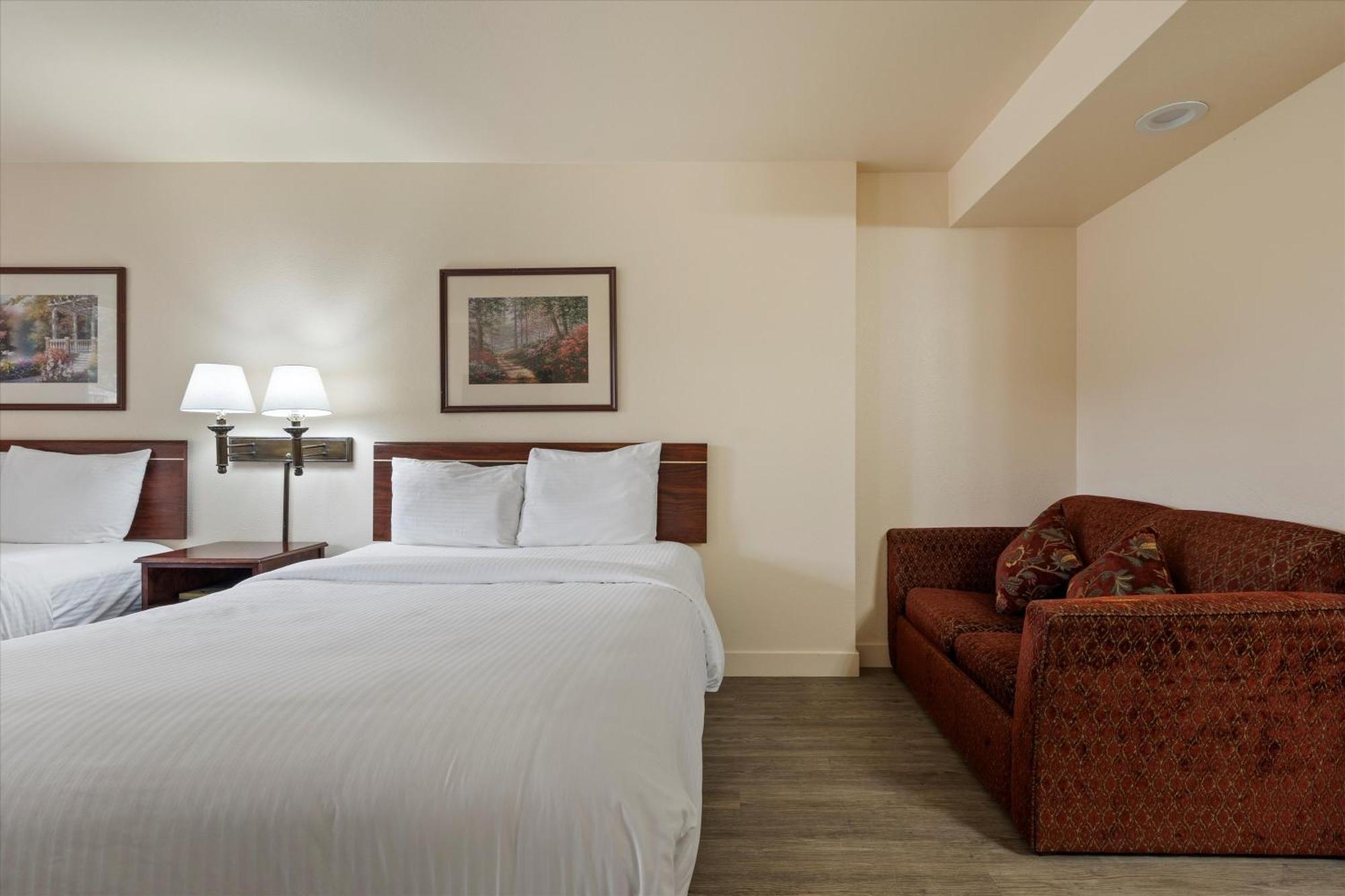 Quincy Inn And Suites Eksteriør billede