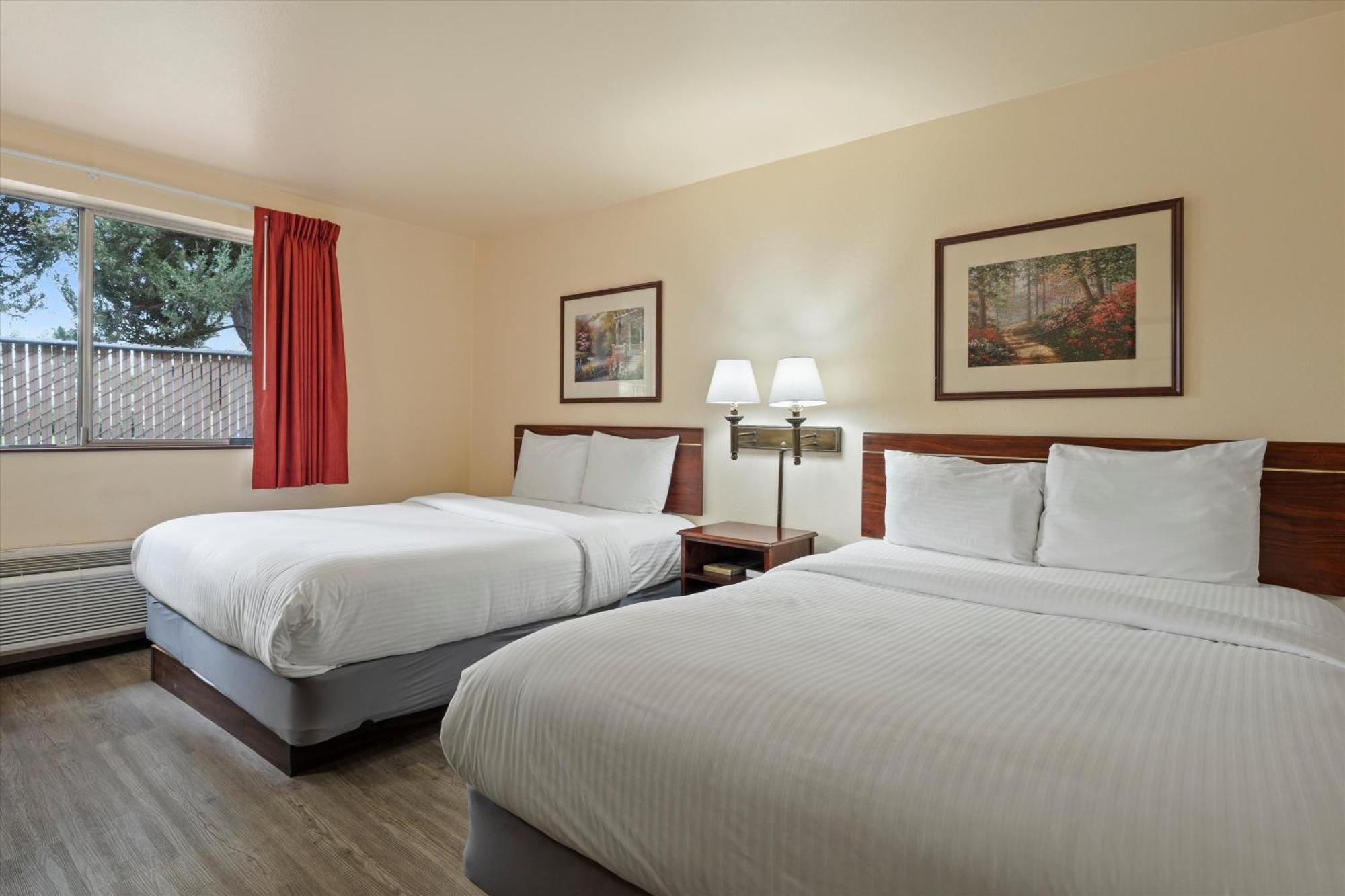 Quincy Inn And Suites Eksteriør billede
