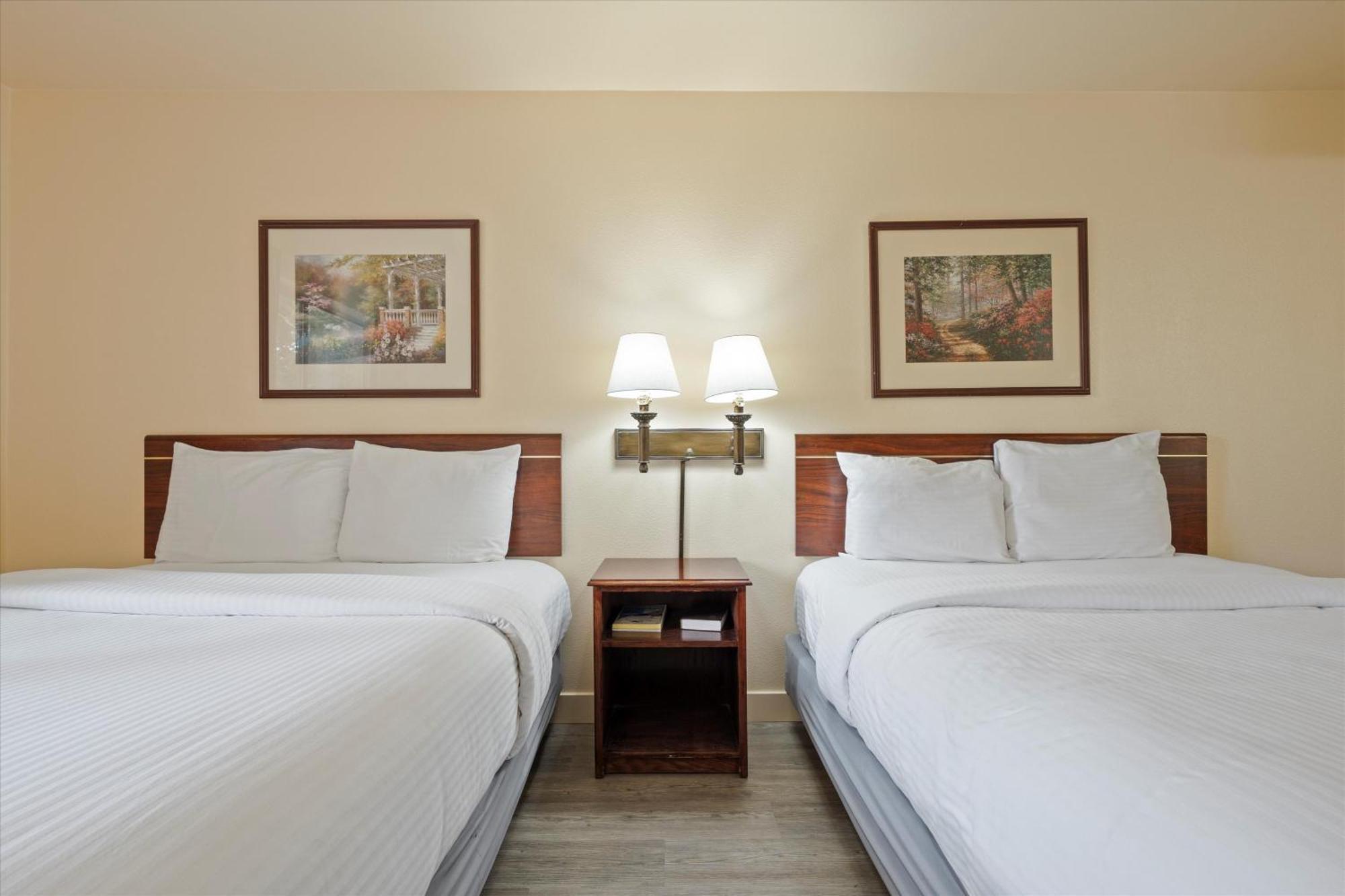Quincy Inn And Suites Eksteriør billede