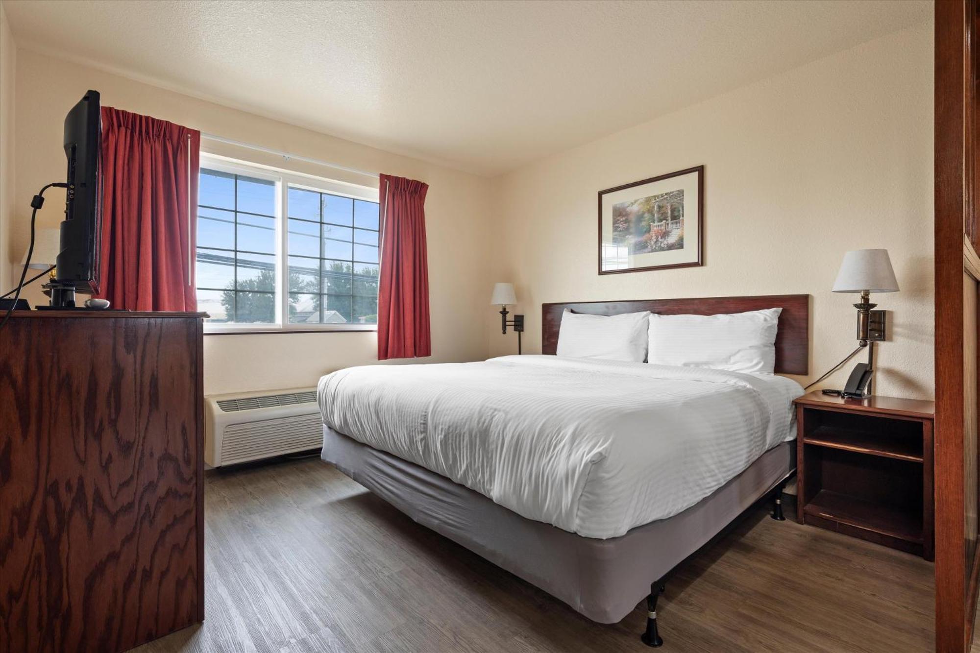 Quincy Inn And Suites Eksteriør billede